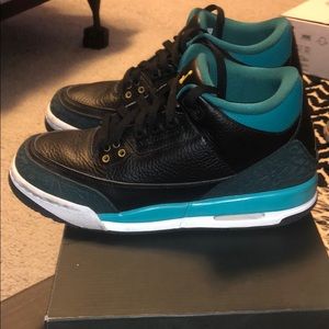 Retro Jordan 3 “Jaguars”